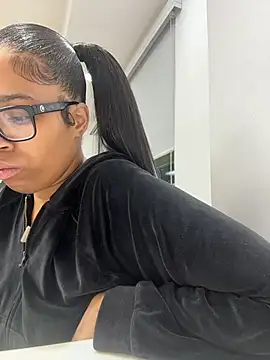 YeahhhitsBreezy online show from 20, 3, 2026