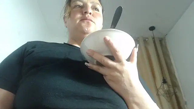 SweetRouse   online show from 1, 2, 2026