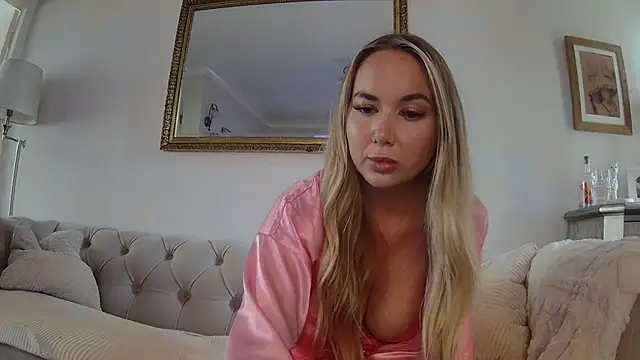 BarbieDolly x online show from 1, 10, 2025