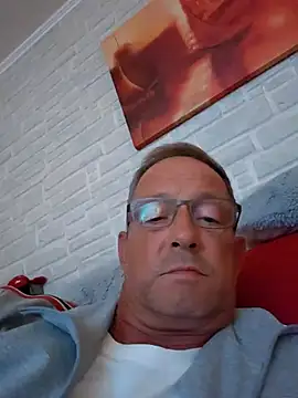 Snapshot of TommyTom76 chatting on 26, 9, 2025 TommyTom76 online show from 26, 9, 2025