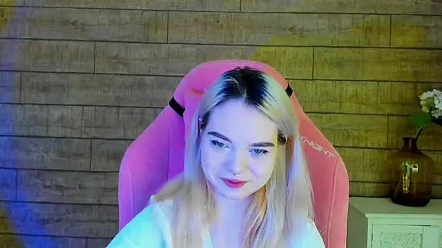 AnnaDelon online show from 15, 10, 2025