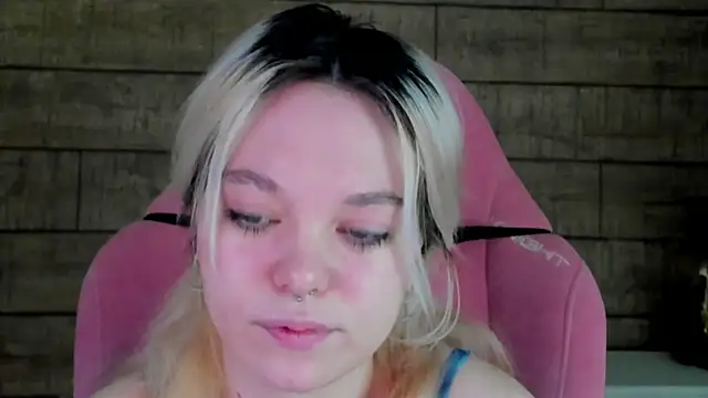 AnnaDelon online show from 18, 11, 2025