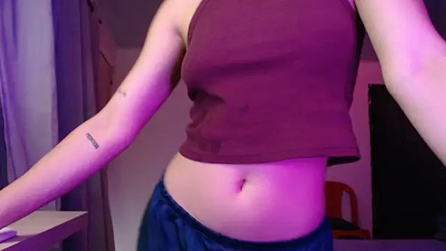 LittleCheerry69 online show from 22, 10, 2025