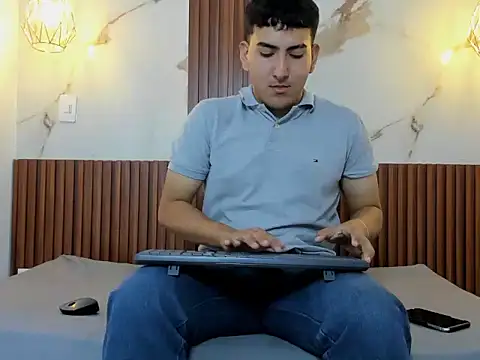 SamuelAmour online show from 28, 9, 2025
