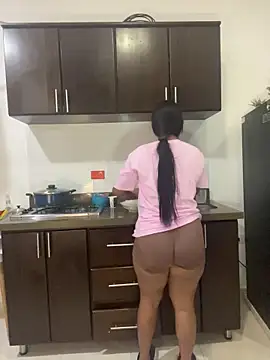 britanny-stone online show from 22, 11, 2025