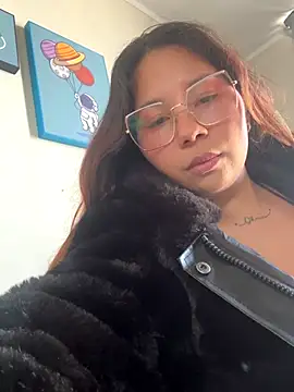 lachinita-32 online show from 9, 10, 2025
