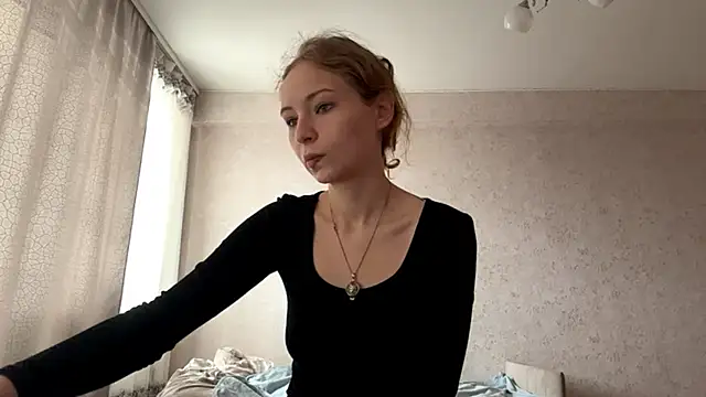 GrettaMurrie online show from 27, 9, 2025