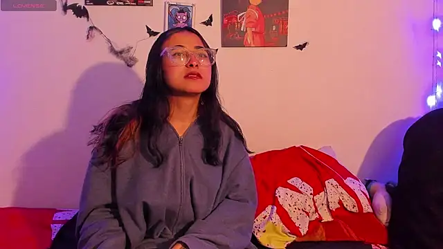 Dirty Pleasure69 online show from 28, 10, 2025