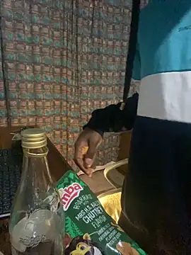 Snapshot of bbc_Balck chatting on 16, 11, 2025 bbc Balck online show from 16, 11, 2025