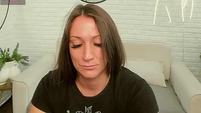 Miss Kamilla online show from 29, 9, 2025