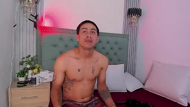 Erack and Emmy online show from 23, 10, 2025