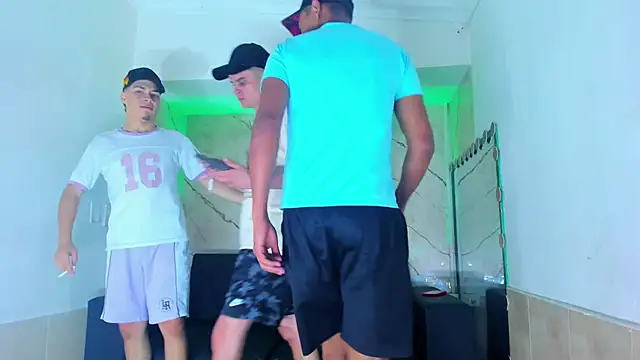 Snapshot of liam_coleman25 chatting on 17, 11, 2025 liam coleman25 online show from 17, 11, 2025