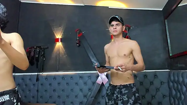 Snapshot of liam_coleman25 chatting on 25, 11, 2025 liam coleman25 online show from 25, 11, 2025