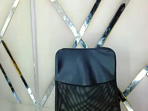 AuroraRoss online show from 30, 10, 2025