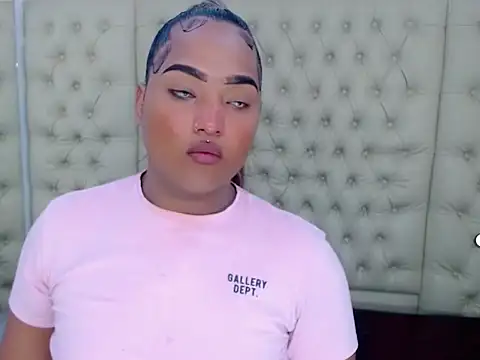 AuroraRoss online show from 2, 11, 2025