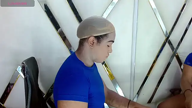 AuroraRoss online show from 13, 11, 2025