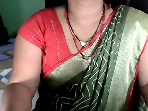 BABITA KUMARII online show from 25, 9, 2025