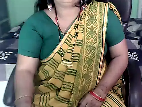 Snapshot of BABITA_KUMARII chatting on 15, 10, 2025 BABITA KUMARII online show from 15, 10, 2025