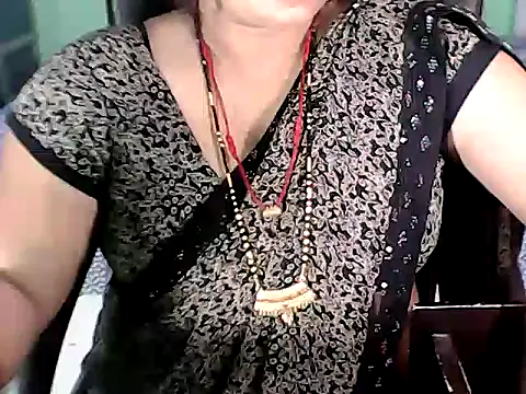 Snapshot of BABITA_KUMARII chatting on 18, 10, 2025 BABITA KUMARII online show from 18, 10, 2025