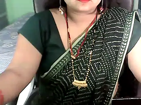 Snapshot of BABITA_KUMARII chatting on 24, 10, 2025 BABITA KUMARII online show from 24, 10, 2025