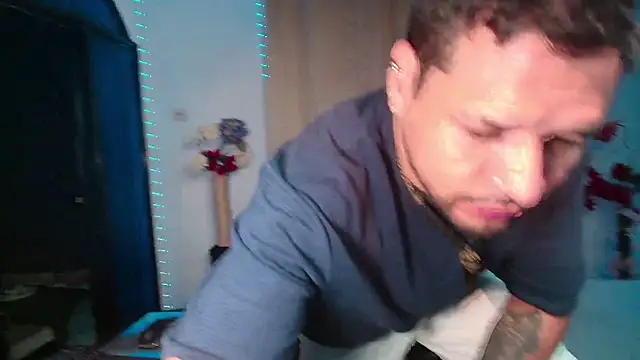 LucasGaeel online show from 24, 2, 2026