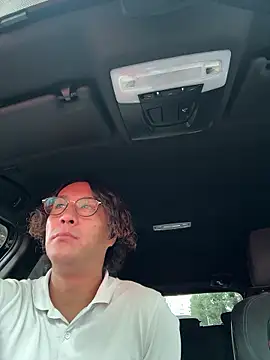 Snapshot of queen_slave1221 chatting on 24, 9, 2025 queen slave1221 online show from 24, 9, 2025