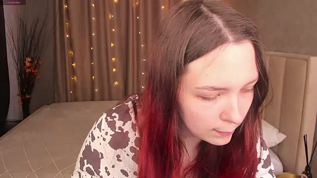 Monica  Queen online show from 23, 3, 2026