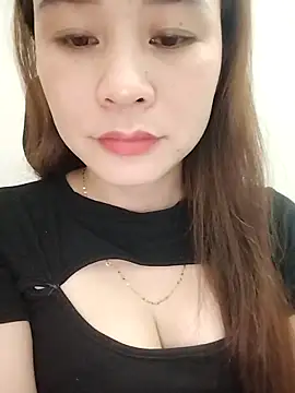 Girl Shy2000 online show from 12, 10, 2025