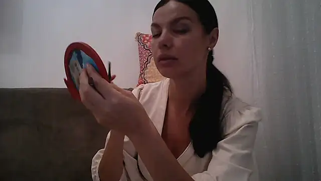 Snapshot of Lorivell chatting on 31, 10, 2025 Lorivell online show from 31, 10, 2025