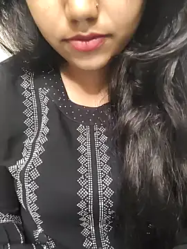 Snapshot of Miss_Rose__ chatting on 12, 10, 2025 Miss Rose online show from 12, 10, 2025