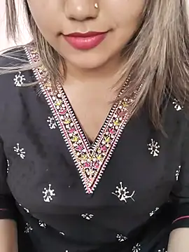 Snapshot of Miss_Rose__ chatting on 2, 11, 2025 Miss Rose online show from 2, 11, 2025