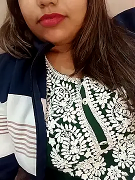 Snapshot of Miss_Rose__ chatting on 18, 11, 2025 Miss Rose online show from 18, 11, 2025