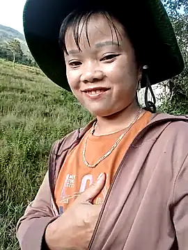 Samyy xx online show from 17, 10, 2025