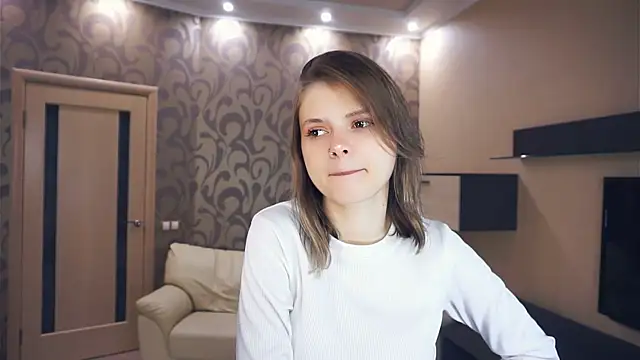 JeanieHelget online show from 7, 10, 2025