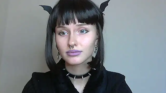 Paradoxy  online show from 30, 10, 2025