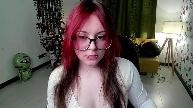 Snapshot of Monaco_Sun chatting on 2, 11, 2025 Monaco Sun online show from 2, 11, 2025