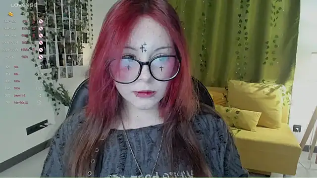 Snapshot of Monaco_Sun chatting on 26, 11, 2025 Monaco Sun online show from 26, 11, 2025