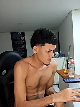 Pingasaboy20 online show from 17, 10, 2025