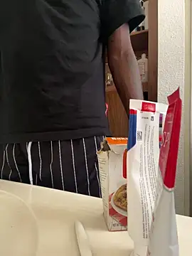 Snapshot of blaccp4k chatting on 13, 12, 2025 blaccp4k online show from 13, 12, 2025