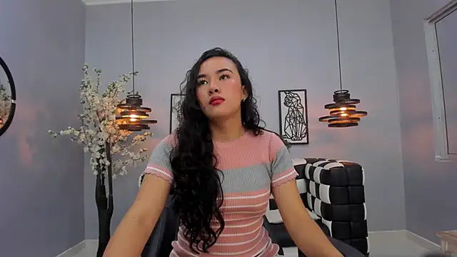 Kira Naughty online show from 1, 10, 2025