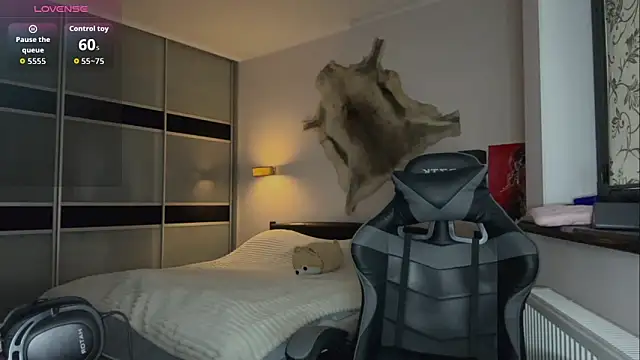 Snapshot of EvaCarter1 chatting on 11, 10, 2025 EvaCarter1 online show from 11, 10, 2025