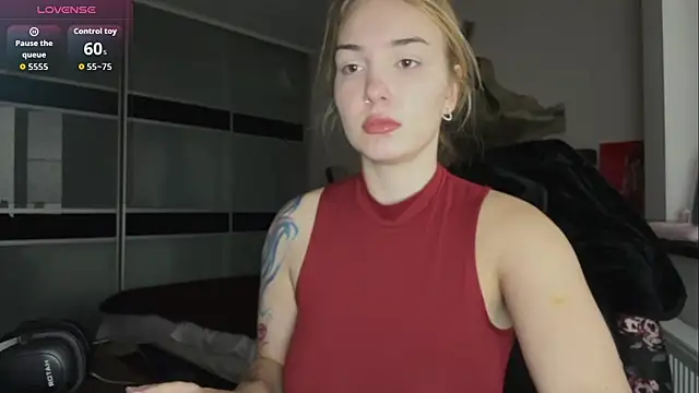 Snapshot of EvaCarter1 chatting on 16, 10, 2025 EvaCarter1 online show from 16, 10, 2025