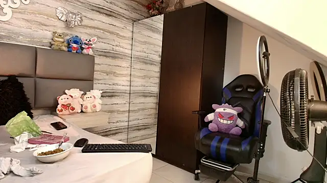 Snapshot of Lovers_21 chatting on 11, 2, 2026 Lovers 21 online show from 11, 2, 2026