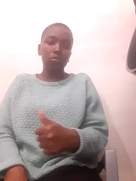 QueenLanaL online show from 9, 10, 2025