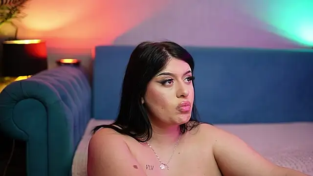 KarlaJai online show from 29, 10, 2025