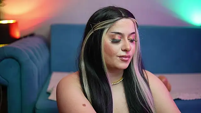 KarlaJai online show from 31, 10, 2025