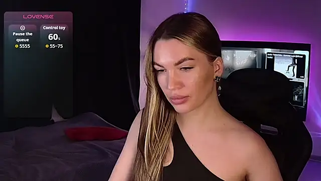 MissMaya   online show from 1, 10, 2025