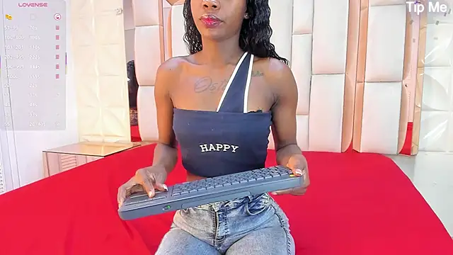 Sarah Adamss online show from 8, 11, 2025