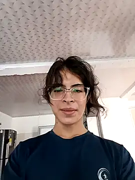 Snapshot of SoftieUwU chatting on 26, 9, 2025 SoftieUwU online show from 26, 9, 2025