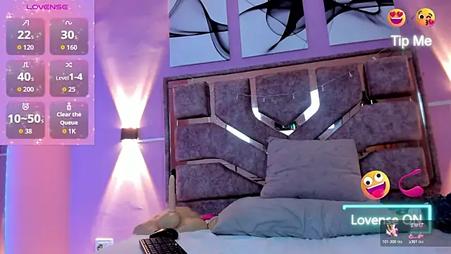 Snapshot of samantaa_liov chatting on 21, 10, 2025 samantaa liov online show from 21, 10, 2025